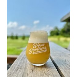 Wood Brother Brewing Co - Vote For Rick Astley - Glasbanken