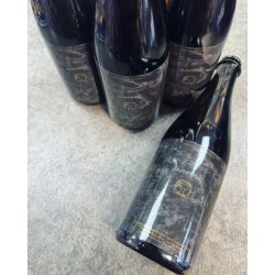 COMMONWEALTH BREWING CO. MARVOLOSO VIP DOUBLE BOURBON BARREL AGED IMPERIAL STOUT 14.6% 1 PINT - The Beer Shelf