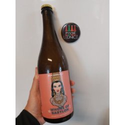 Crazy Clown Whore of Babylon 15°6,2% 0,7l - Pivní lednice