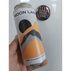 Moon Lark Dust 14°5,2% 0,5l - Pivní lednice