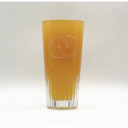 Crossover Blendery Crossover Fluted Glass  420ml - Premier Hop