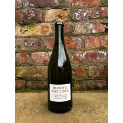 Oliver’s  Cuckhorn Farm Foxwhelp (750ml) - The Cat In The Glass