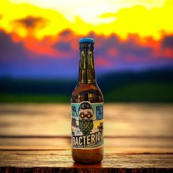 BACTERIO APA ATOMICA AMERICAN PALE ALE BOTELLA 330 ML. - Hidden Beers