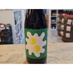 Omnipollo Barrel Aged Eton Mess Brush