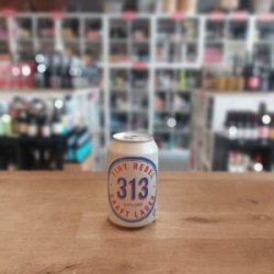 Tiny Rebel  313 - Het Biermeisje