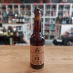 Bronckhorster  No 31 - Het Biermeisje