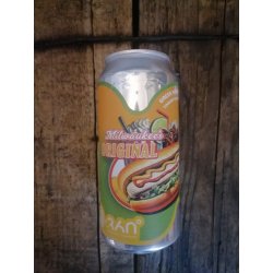 Sureshot Greek Nathans Footlong Yogurt Hot Dogs 4% (440ml can) - waterintobeer