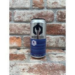 Moersleutel Craft Brewery Barcode: Nitro Blue
