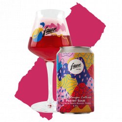 Fauve Sur Les Rouges Collines