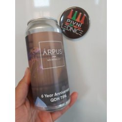 Arpus 6 Year Anniversary QDH TIPA 9,5% 0,44l - Pivní lednice