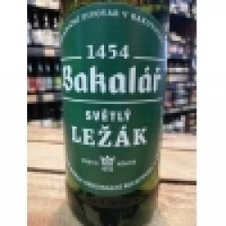 Tradiční pivovar v Rakovníku Bakalář Světlý ležák / Premium Lager Tradiční pivovar v Rakovníku Bakalář Světlý ležák / Premium Lager