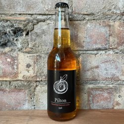 Pilton Pilton Medium Dry Cider 5% (330ml) - Caps and Taps