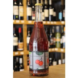 PILTON THREE CHERRIES CIDER - Otherworld Brewing ( antigua duplicada)