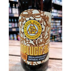 Trzech Kumpli Unplugged - Bezalkoholowy Oatmeal Stout Trzech Kumpli Unplugged - Bezalkoholowy Oatmeal Stout